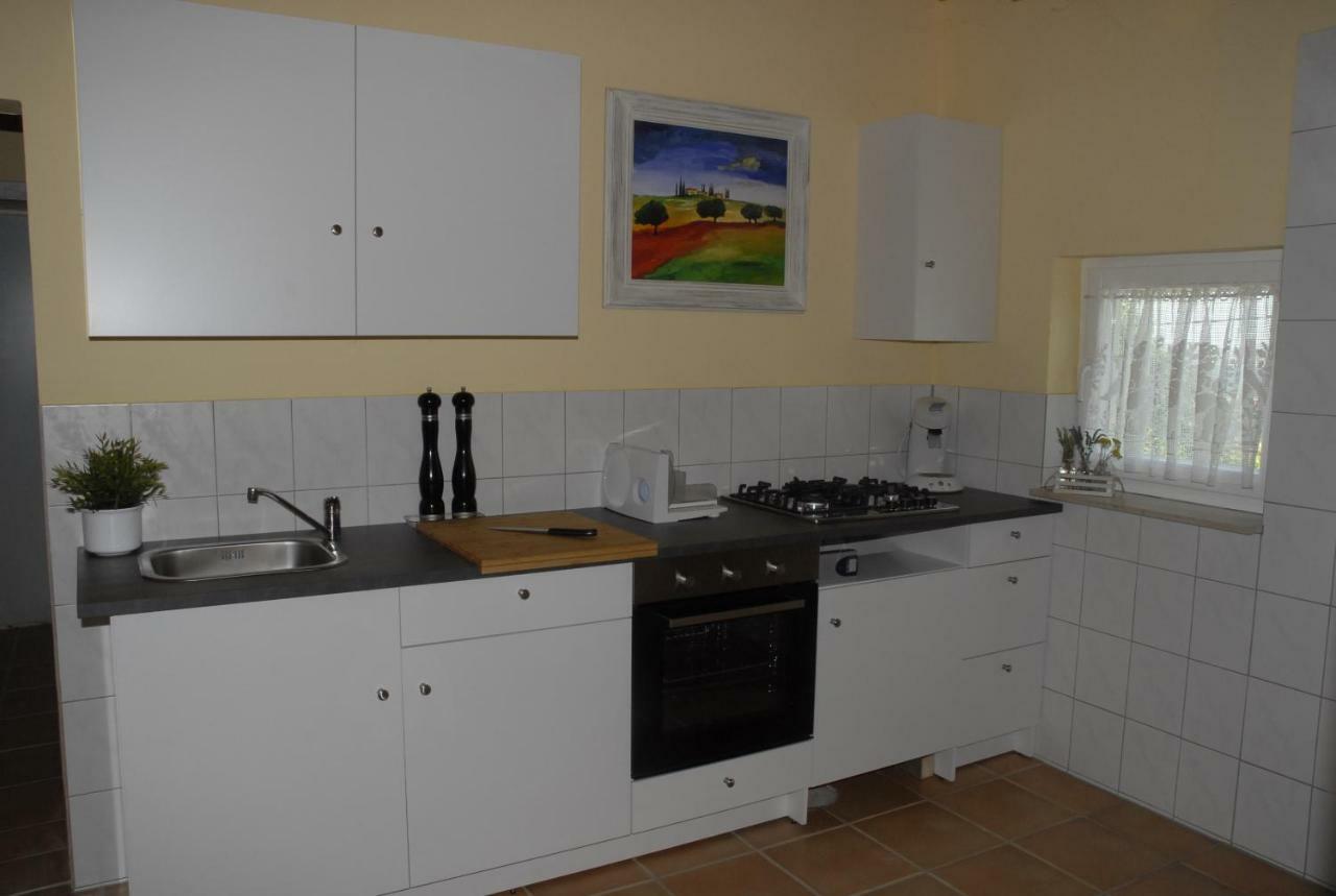 Ferienwohnung Au Pajot Ambax Buitenkant foto