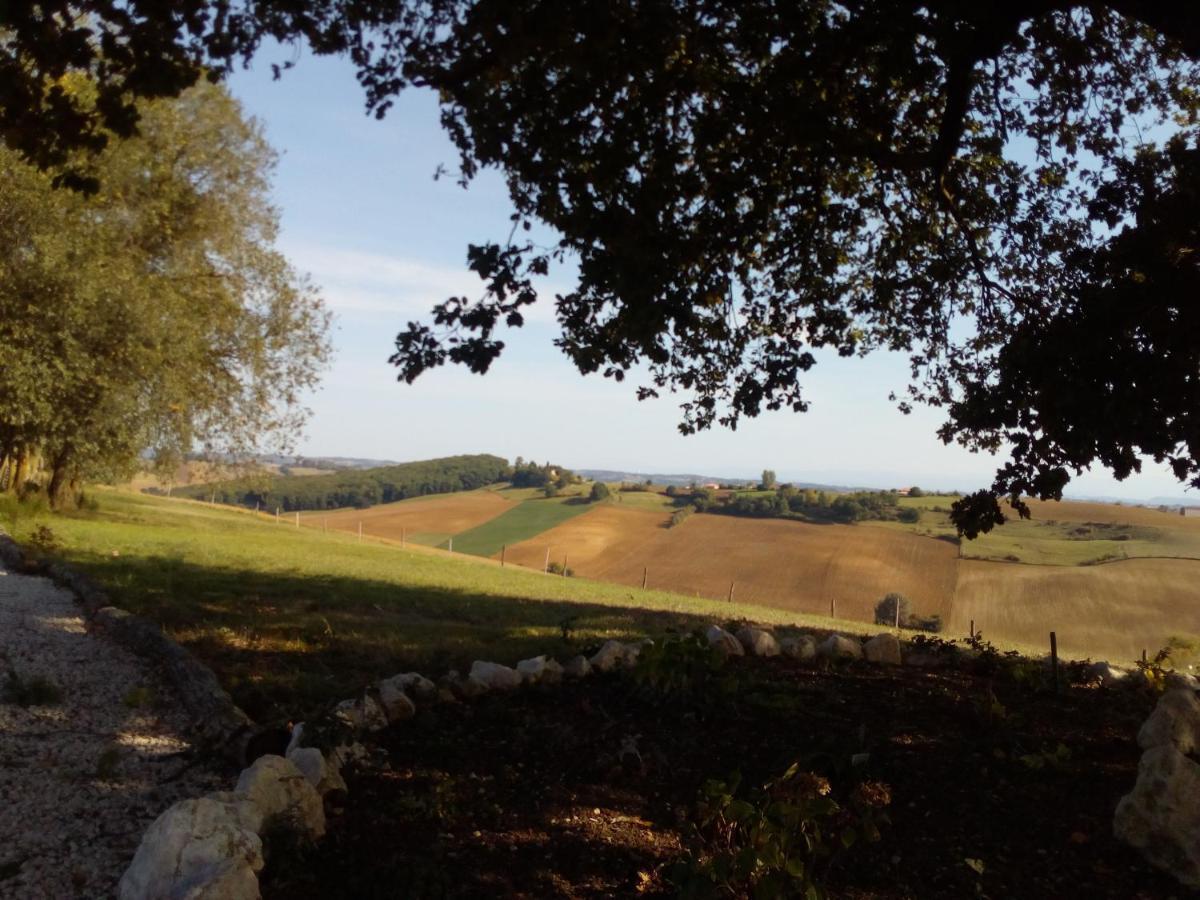 Ferienwohnung Au Pajot Ambax Buitenkant foto